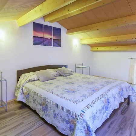 4 Bedroom Beautiful In Labin Holiday home